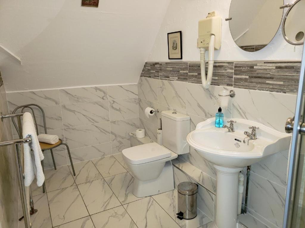 Bed and Breakfast Abingplough House Абингдон Экстерьер фото