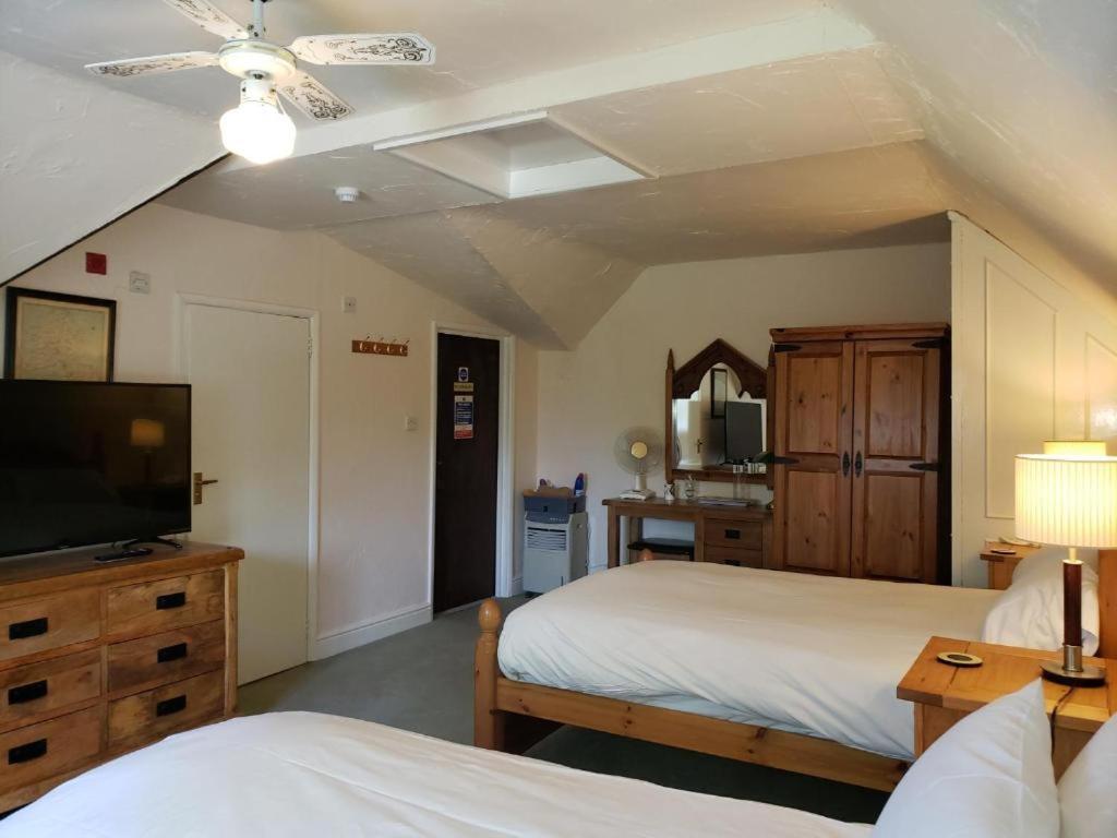 Bed and Breakfast Abingplough House Абингдон Экстерьер фото